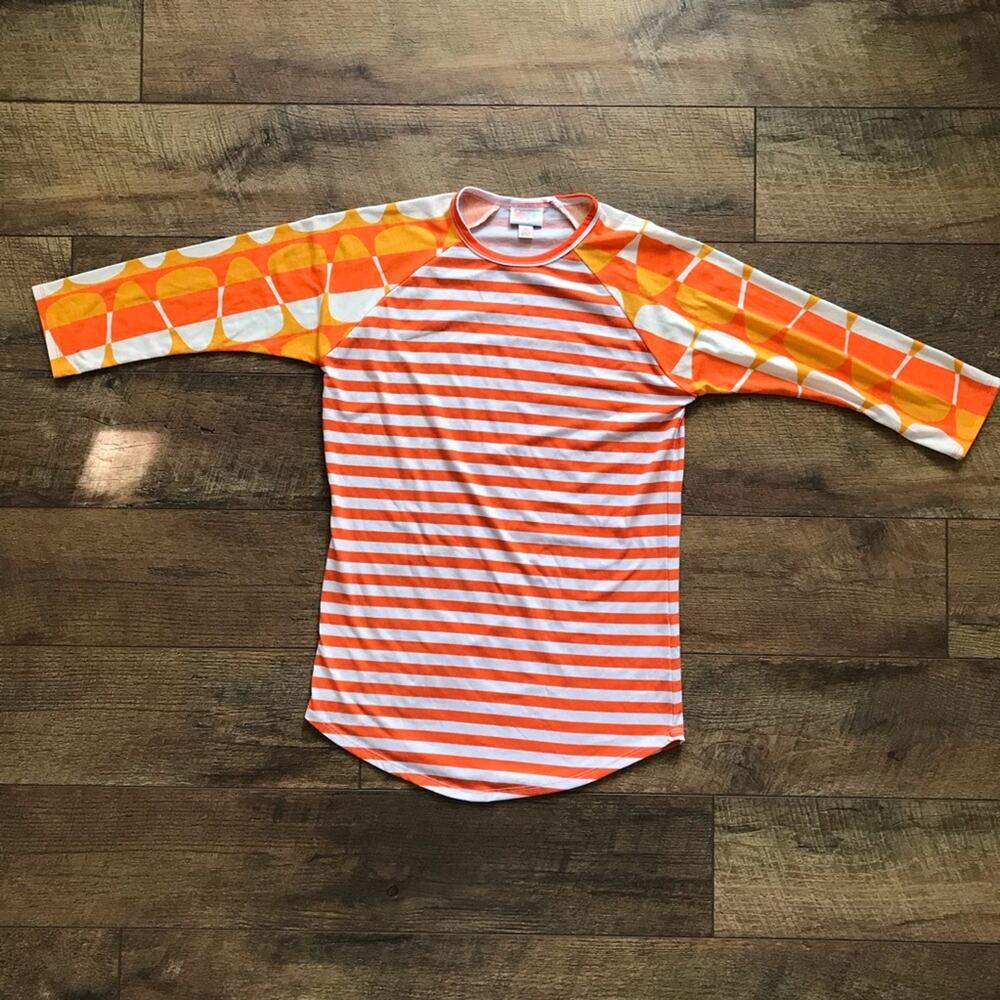 LuLaRoe Candy Corn Halloween Striped Randy Top XS 2/4